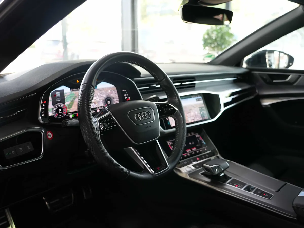 Audi A7 Sportback 55 TFSI Quattro S-Line - Image 11