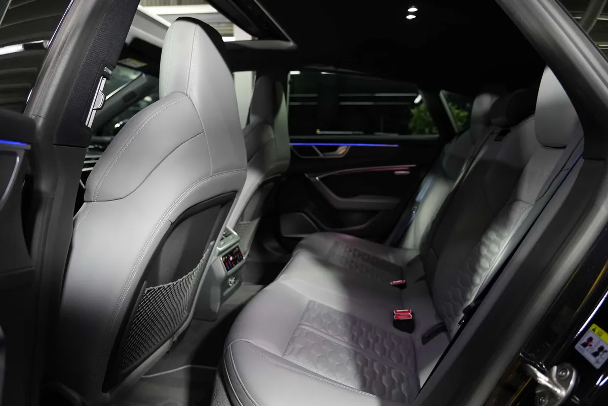 Audi RS 7 Sportback 4.0 TFSI Quattro - Image 14