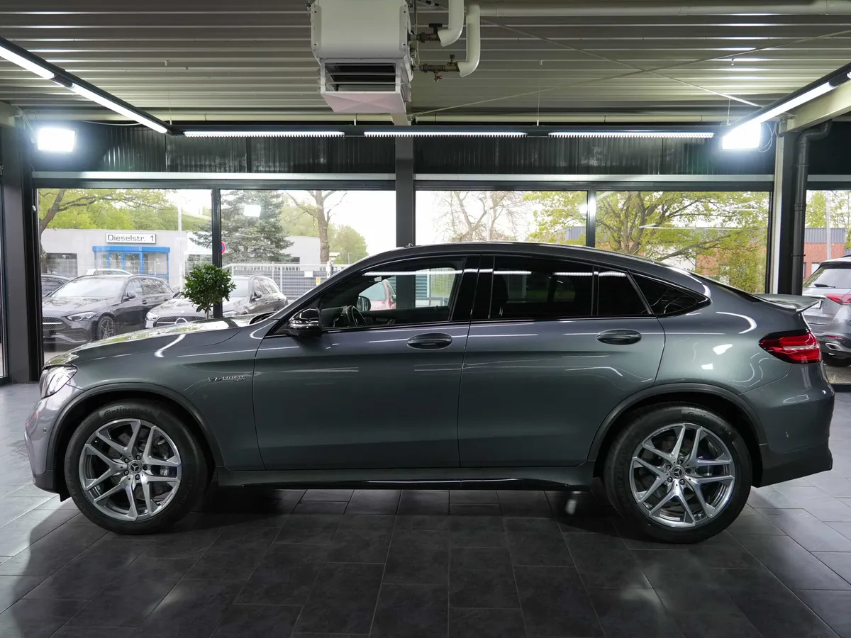 Mercedes-Benz GLC 63 AMG Coupé 4-Matic - Image 2